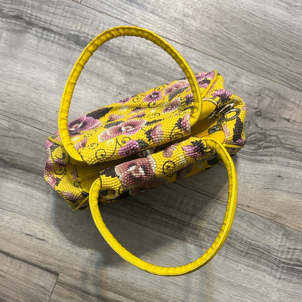 Floral Pebbled Yellow Mini Bag - Picture 3 of 8